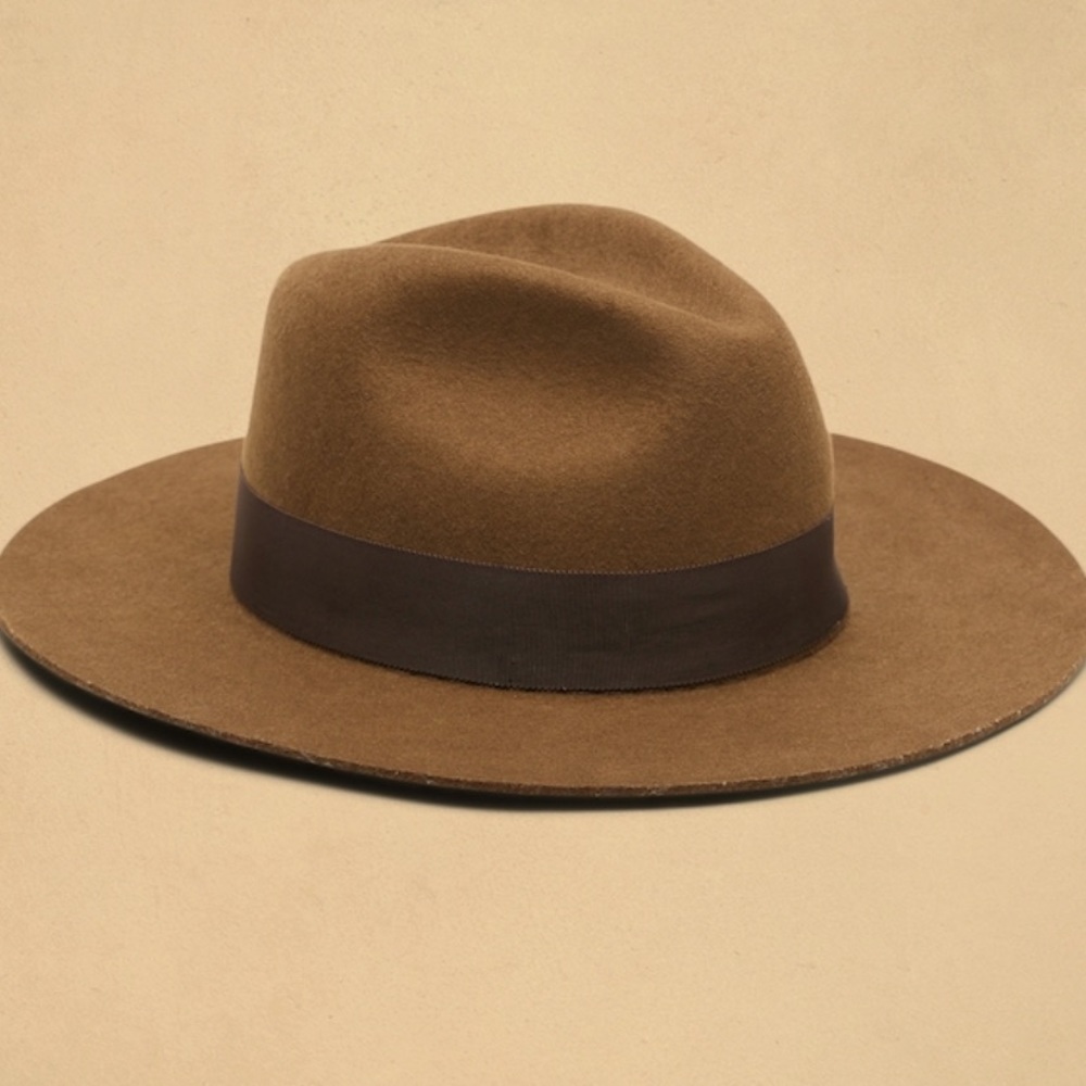 Beautiful NWT Hampui Wool Hat